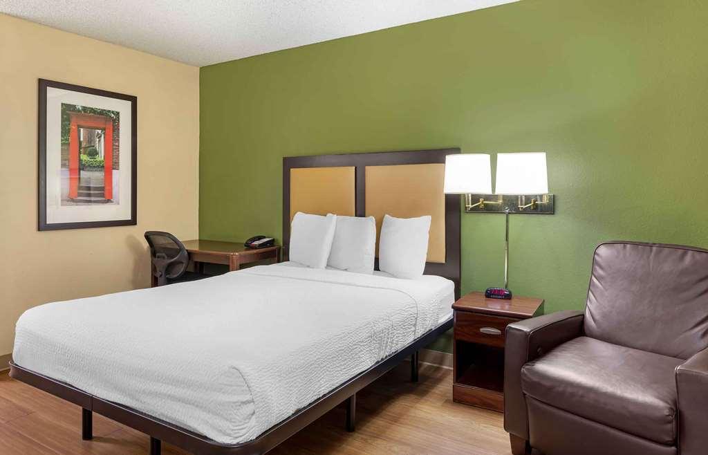 Extended Stay America Suites - Los Angeles - Long Beach Airport Camera foto
